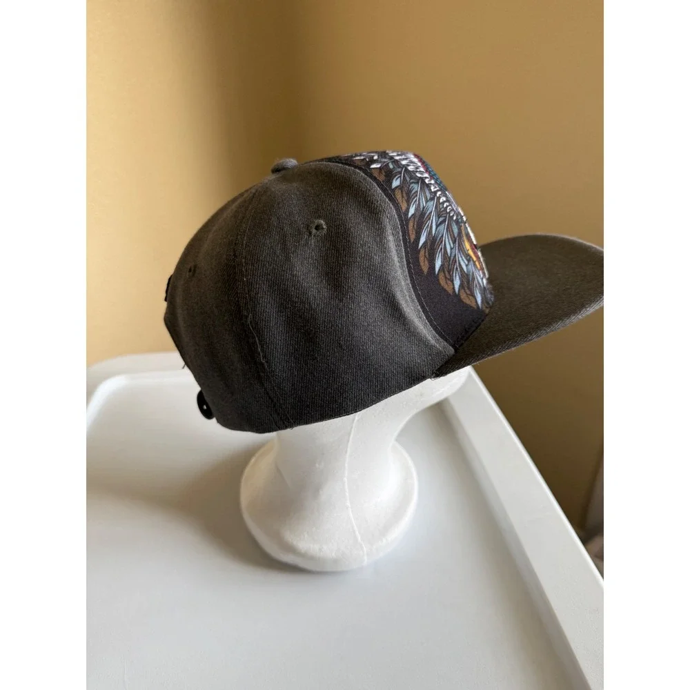 Top Level Gray Skull Snapback Hat Flat Brim One size